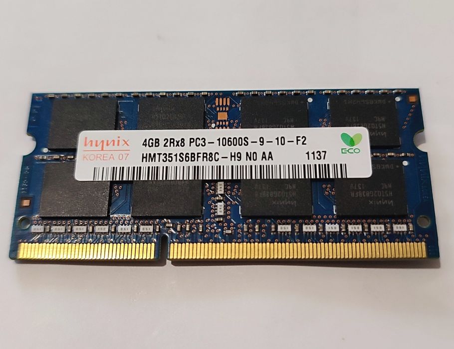 Оперативна пам'ять 1,2,4 GB для ноутбука