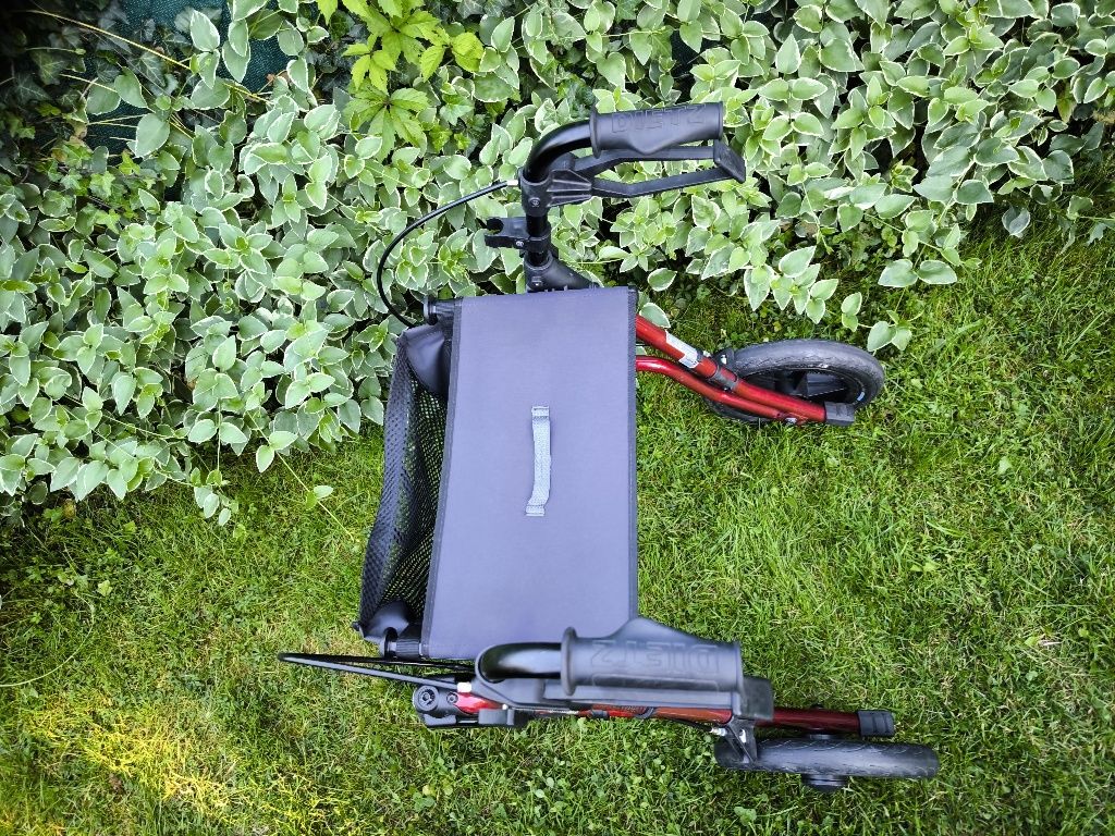 Terenowy rollator firmowy chodzik balkonik na cichych gumowych, pompow