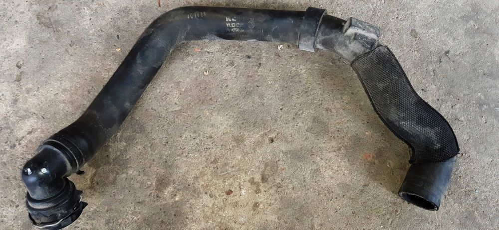 Патрубок, флянец, бочок омывателя, резинки-отбойники VW PASSAT B7 USA