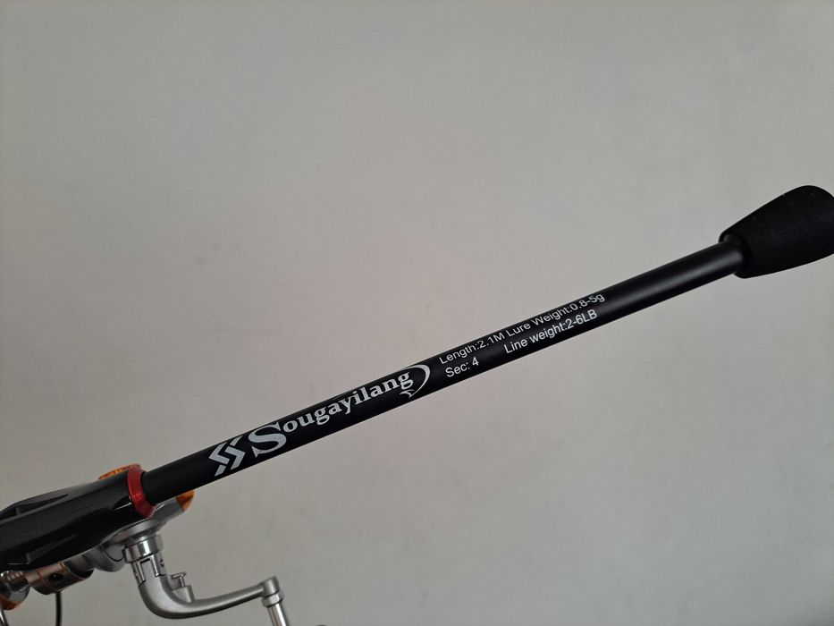 Wędka okoniowa z kołowrotkiem ultralight cw 0.5-5g 2.1m