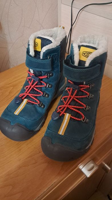 Нові сапожки Keen