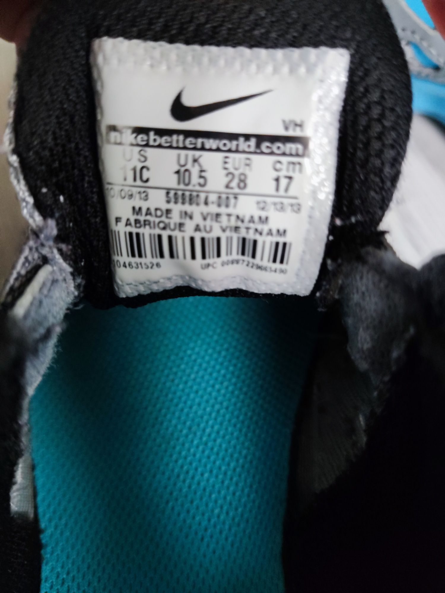 Кроссовки Nike 28 размер