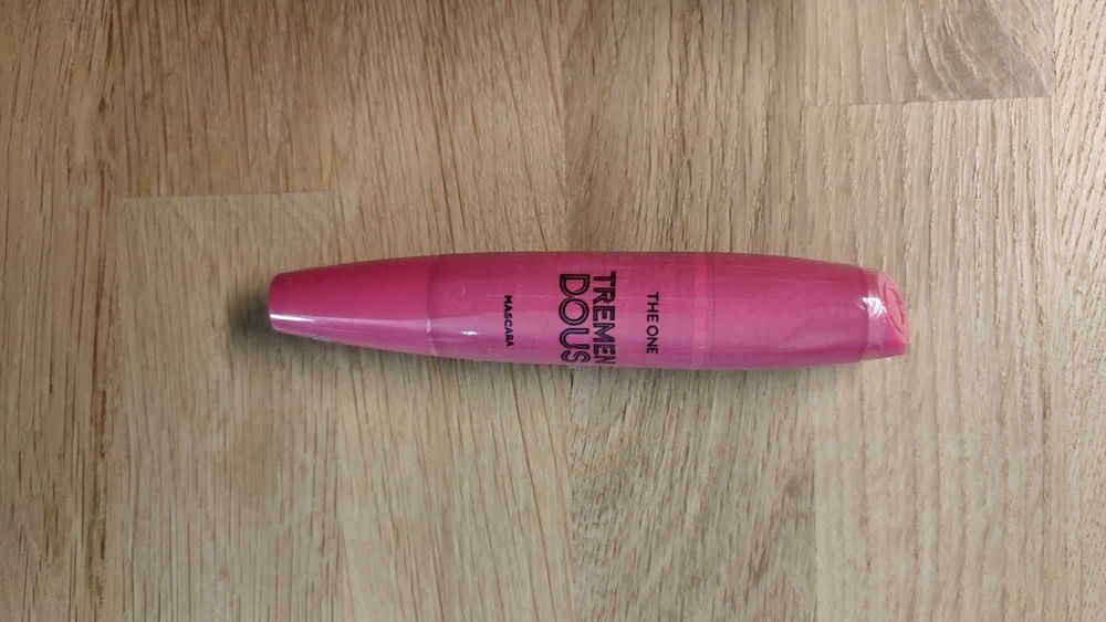 Tusz maskara do rzęs Tremendous Oriflame pogrubiający