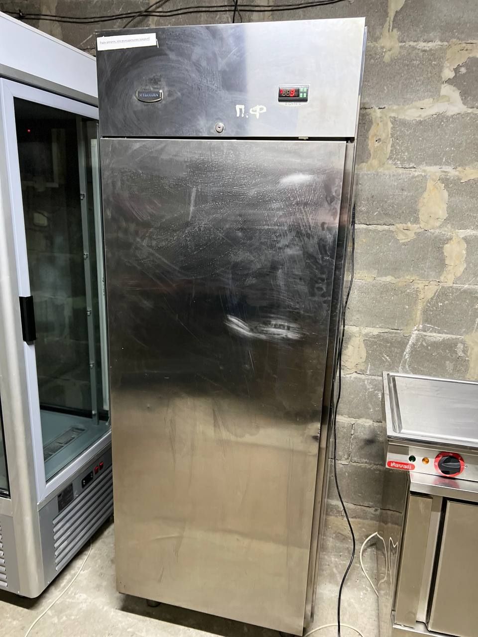Холодильник бу Electrolux нержавейка холодильный шкаф профессиональный