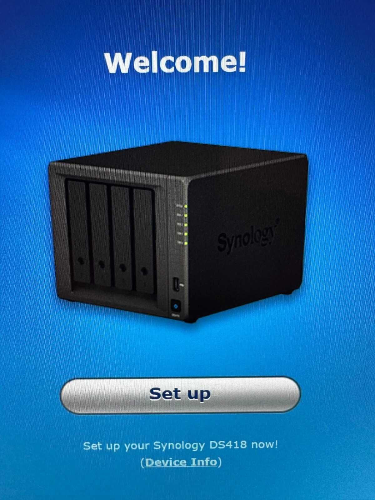 Synology DS418 NAS - 4 wnęki z 4x 4 tb napędami