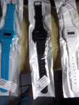 Relógio tipo Casio bracelete plástico