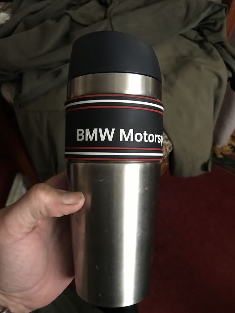 Продам  термо кружку BMW оригинал.