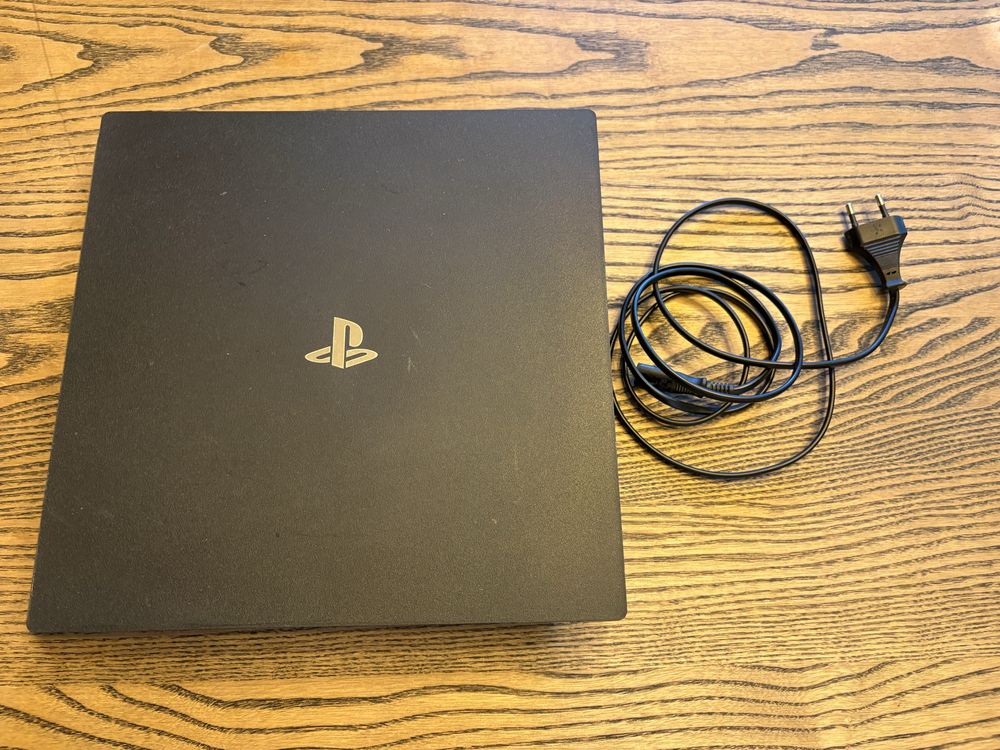 Playstation 4 Pro 1 Tb