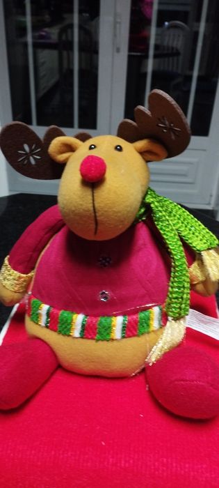 Rena decorativa de pelúcia 38 cm