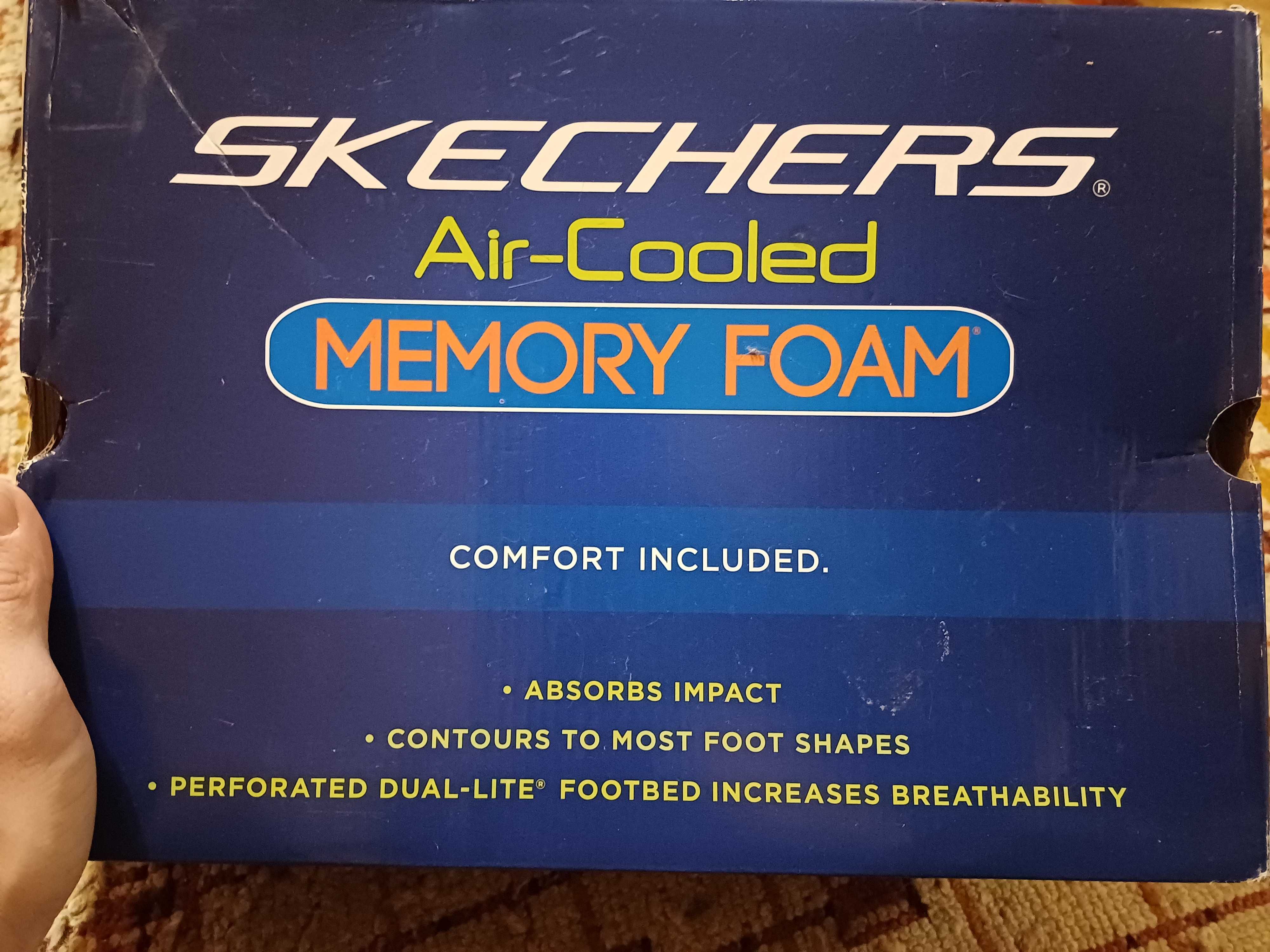 Skechers Air-Cooled (Memory form)