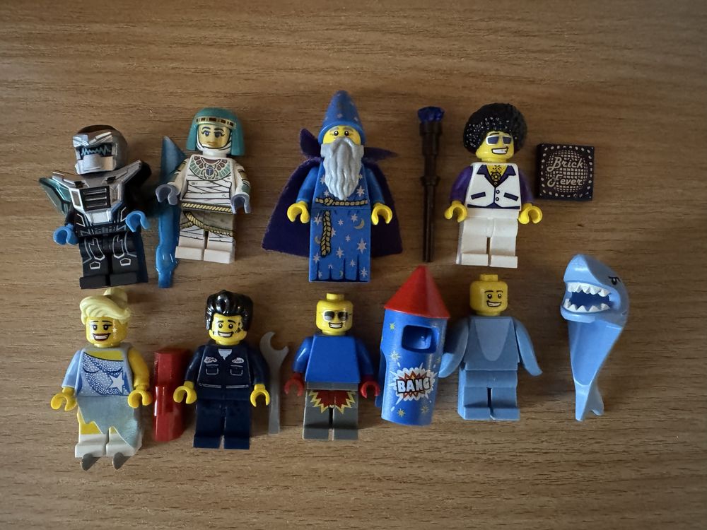 Lego minifigures
