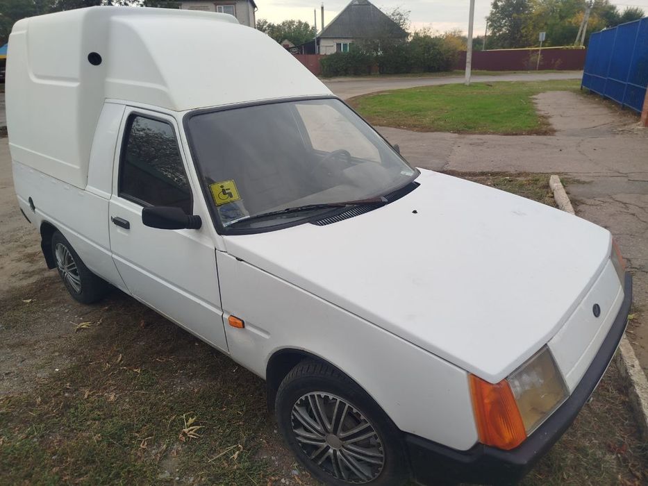 Продам ЗАЗ Таврия пикап легковой от хозяина