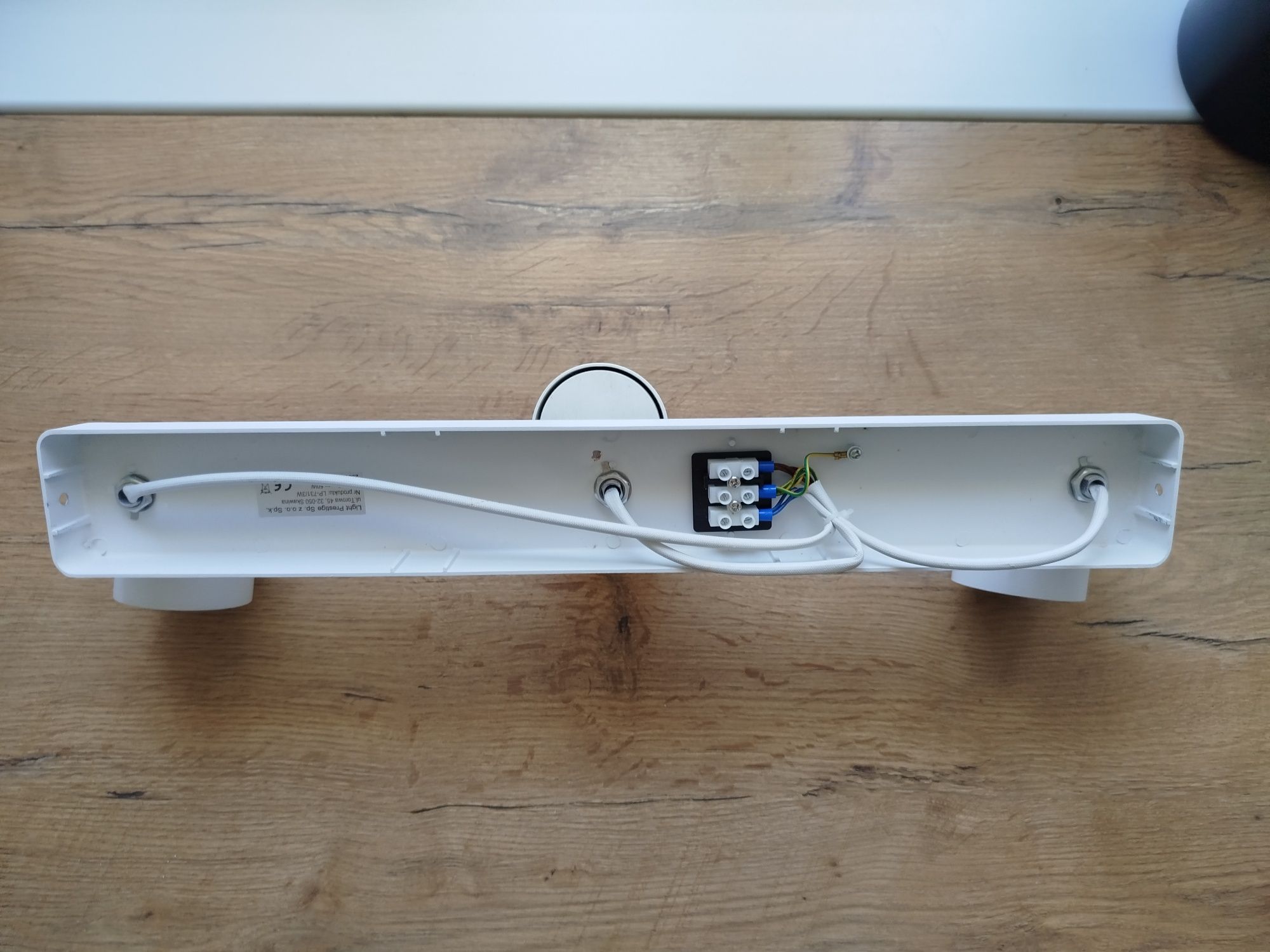 Lampa wisząca biała
