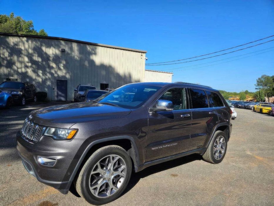 Jeep Grand Cherokee Limited      2021
