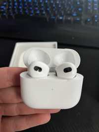 Używane słuchawki AirPods 3