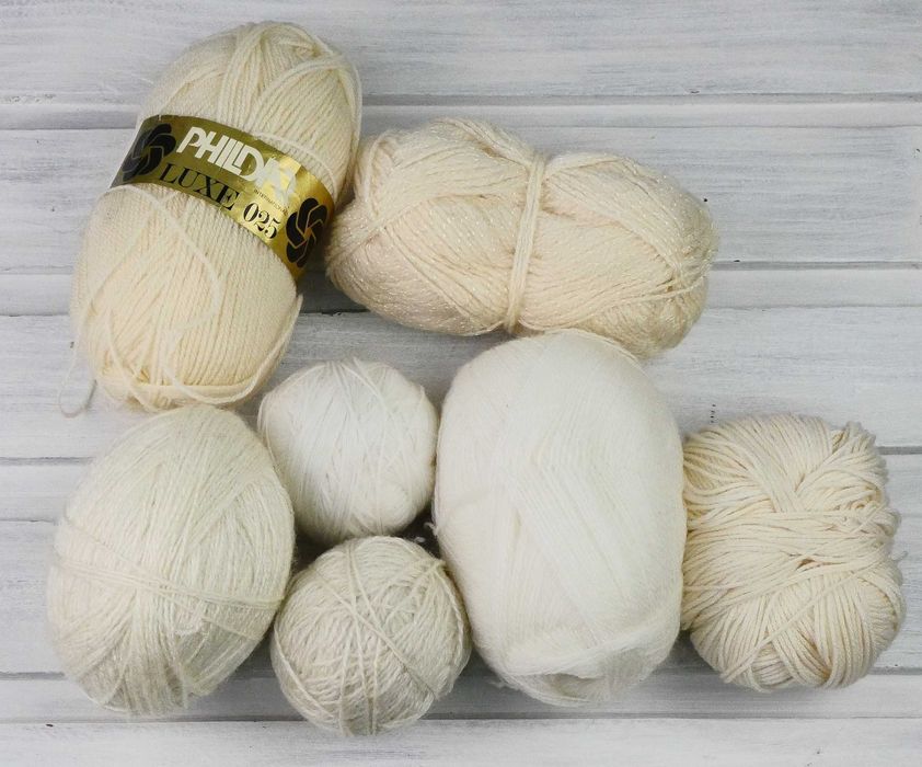 39.Włóczka Wełna + Akryl mix zestaw 400g