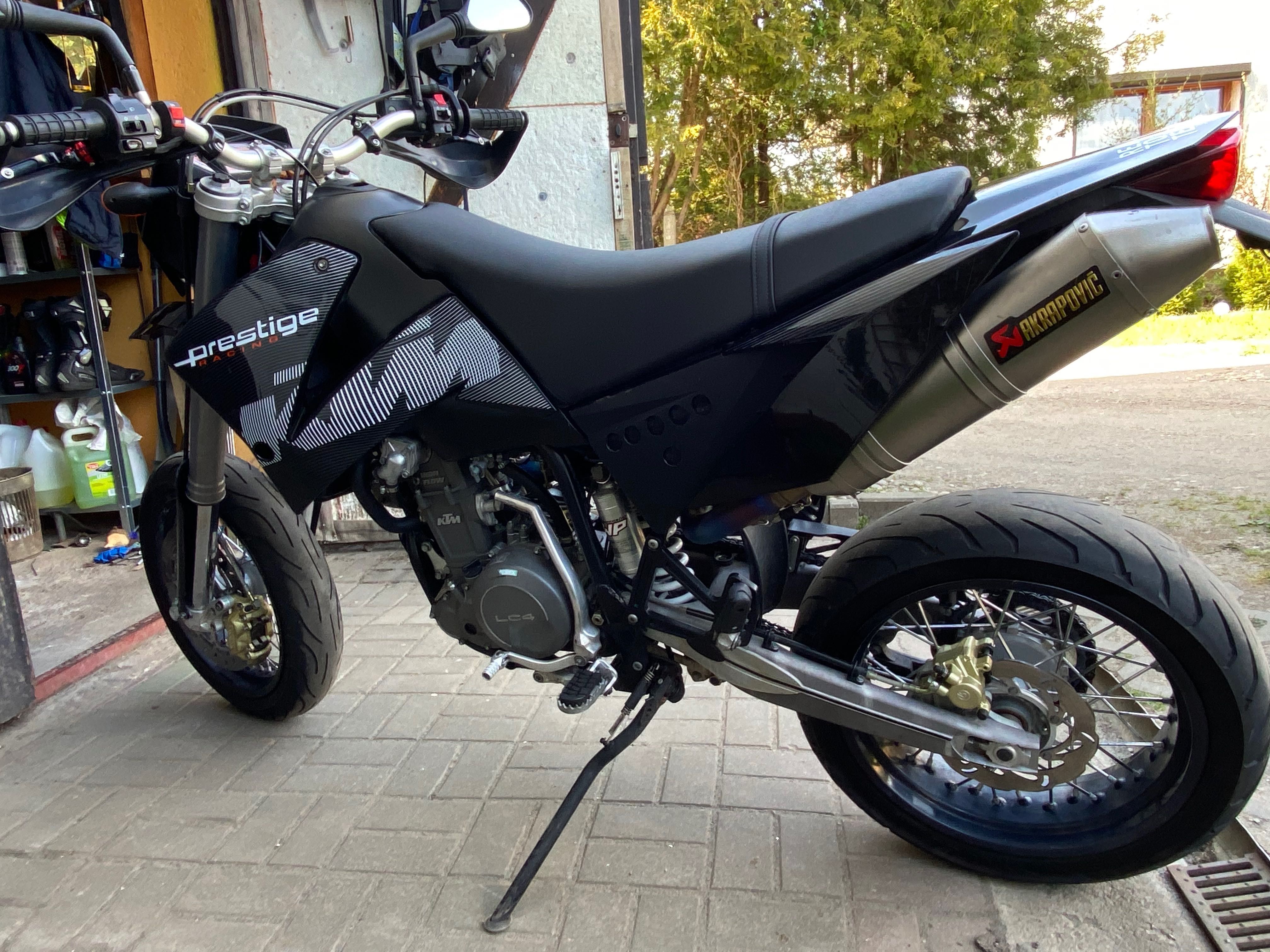 KTM LC4 640 supermoto