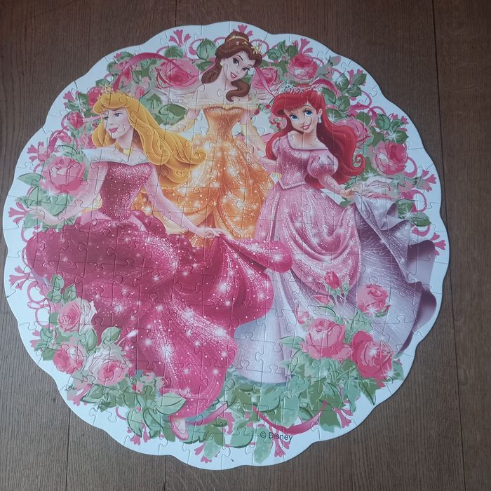 Puzzle Trefl 180 Księżniczki Disney