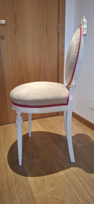 Cadeira Vintage Branca