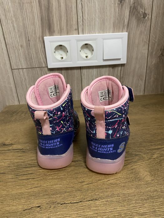 Зимові чобітки SKECHERS S-lights water repellent 22 розмір