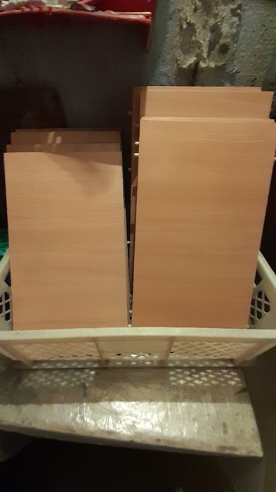 Półki do mebli,wiórowe, laminowane 8szt.
