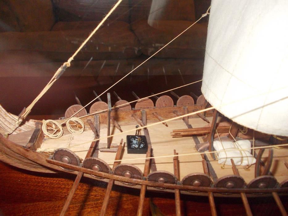 Navio Viking - Modelo á escala (1/50)