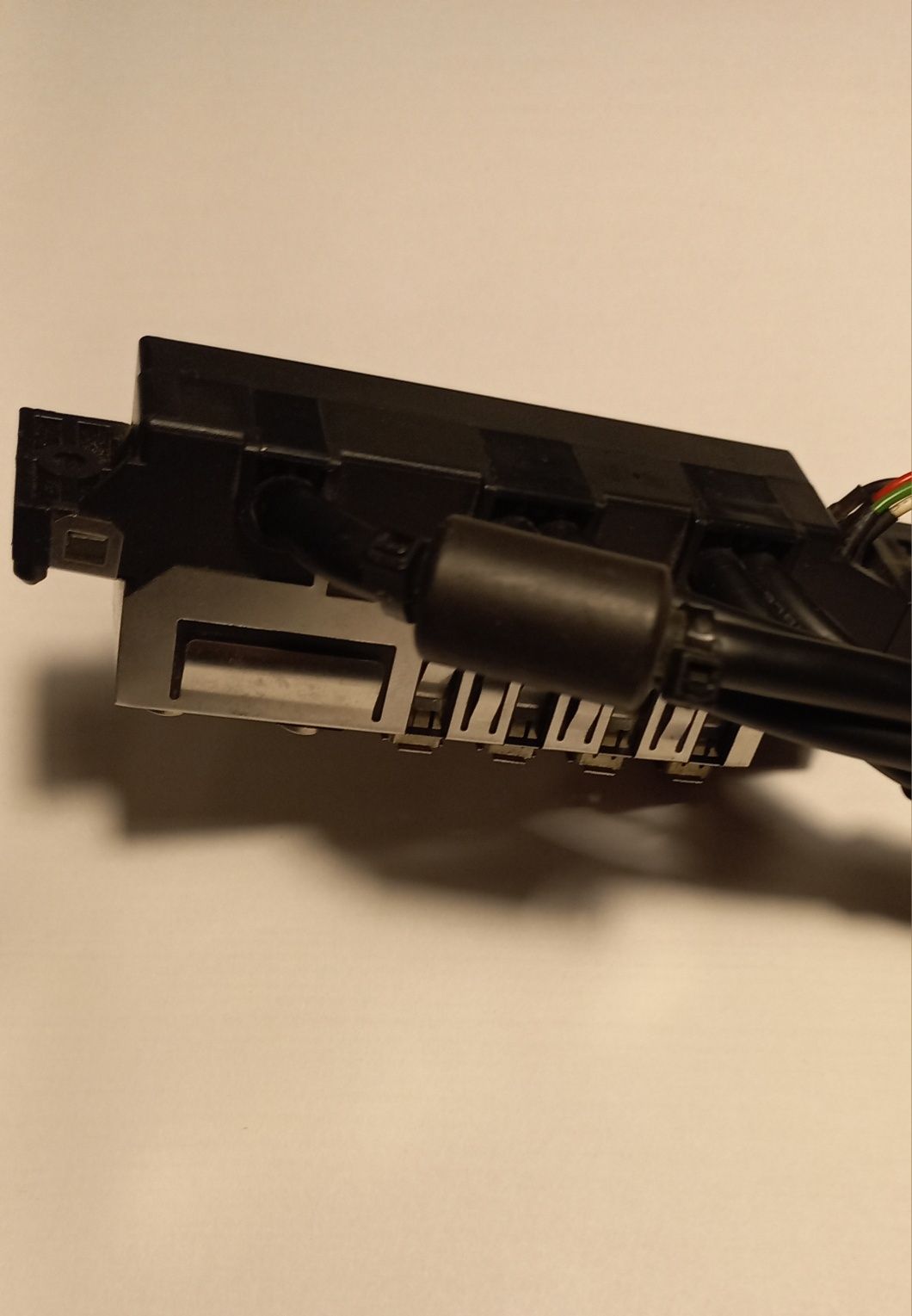 Передняя панель HP 510974-001 или 611897-001.