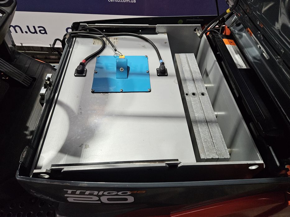 Електронавантажувачі Toyota з Li-ion АКБ. Вилочные погрузчики Тойота