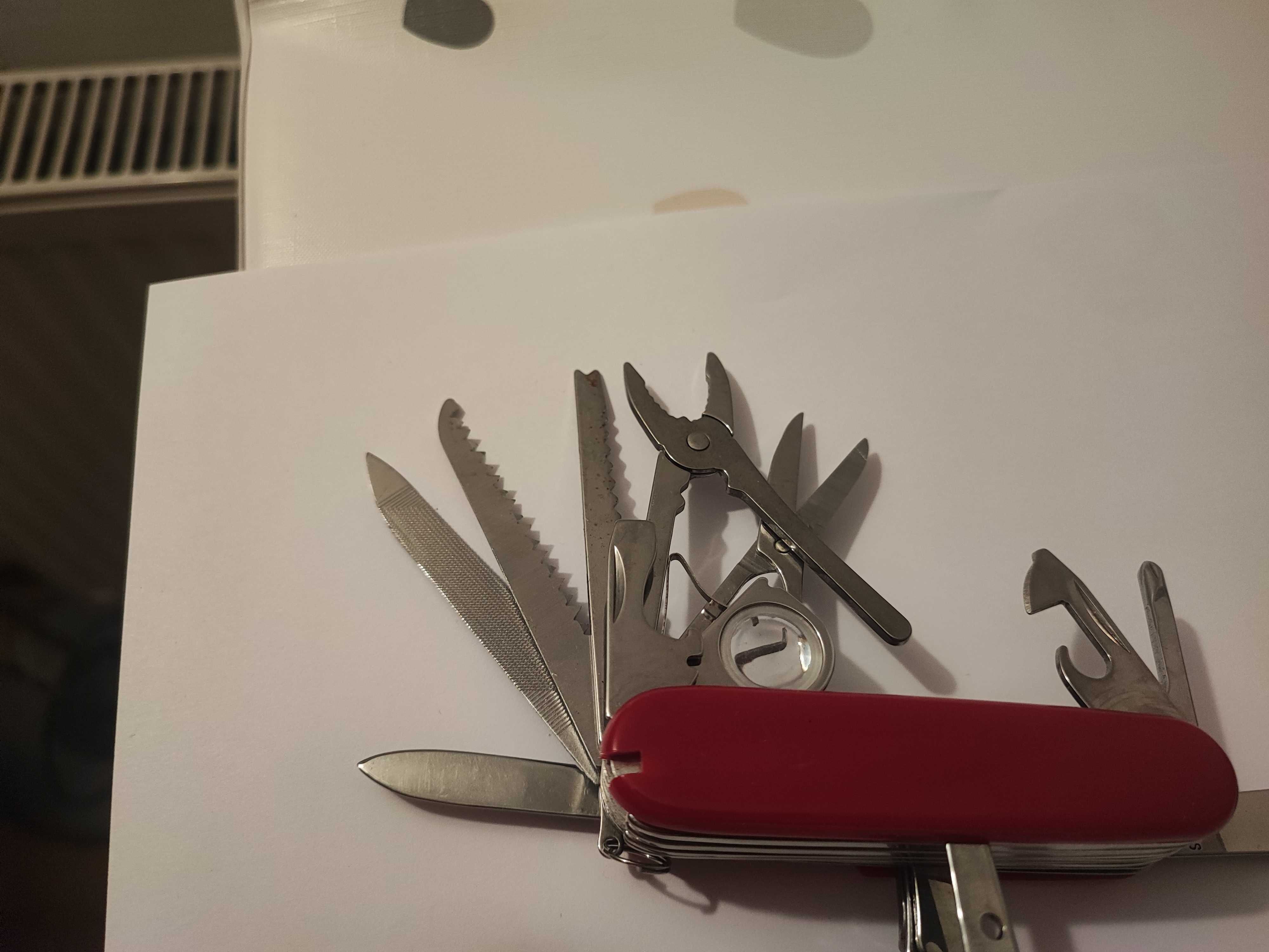 Scyzoryk Multitool