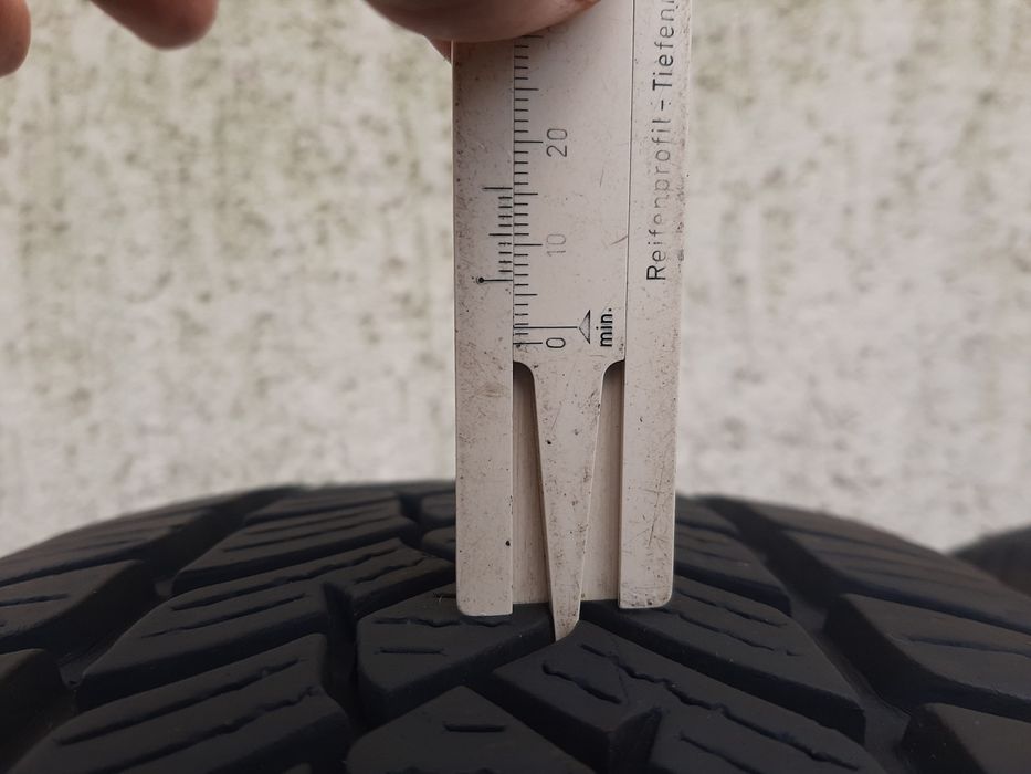 2x Opony zimowe 195/55R15 Fulda KristallControl HP2 / 6.5mm