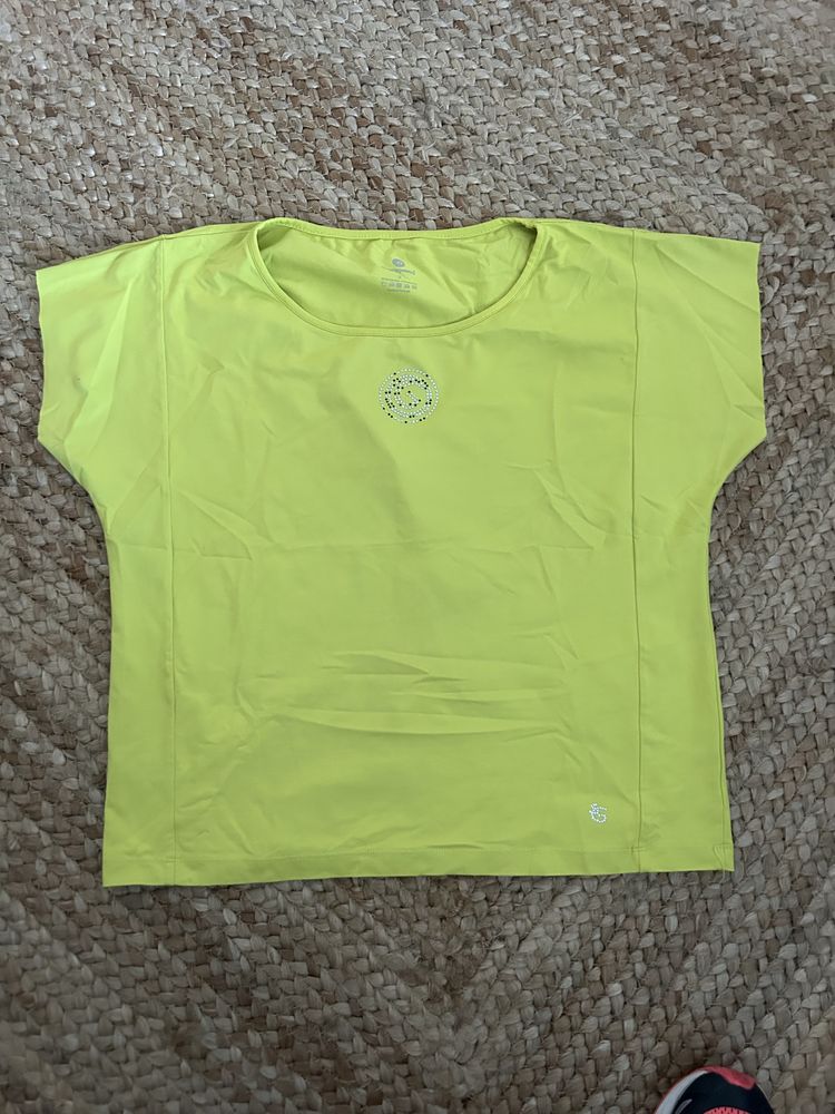 T-shirt de desporto com costas abertas