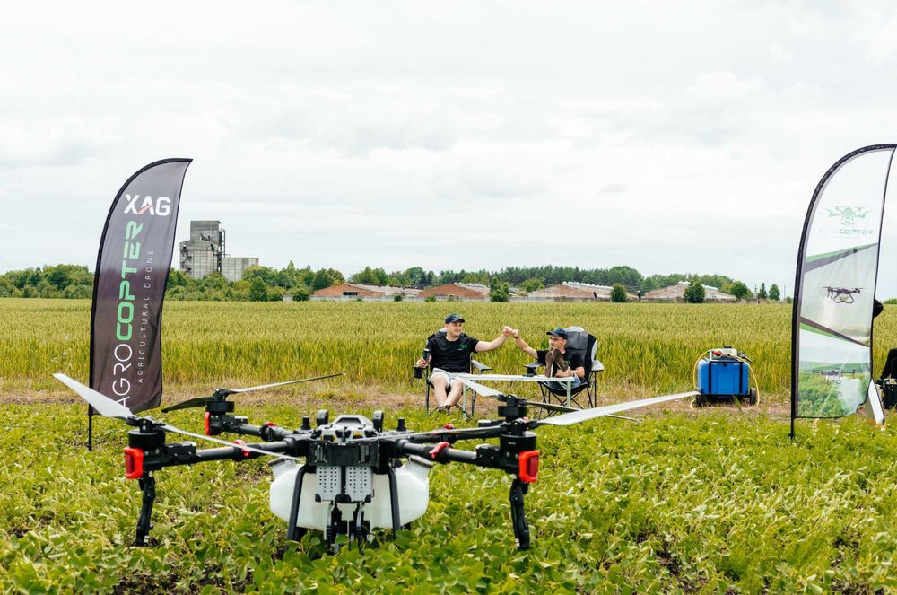 Агродрон 50 л. бак,  дрон XAG P100pro обприскувач комплект з ПДВ