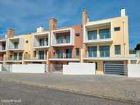 Casa / Villa T3 em Silveira de 303,00 m2