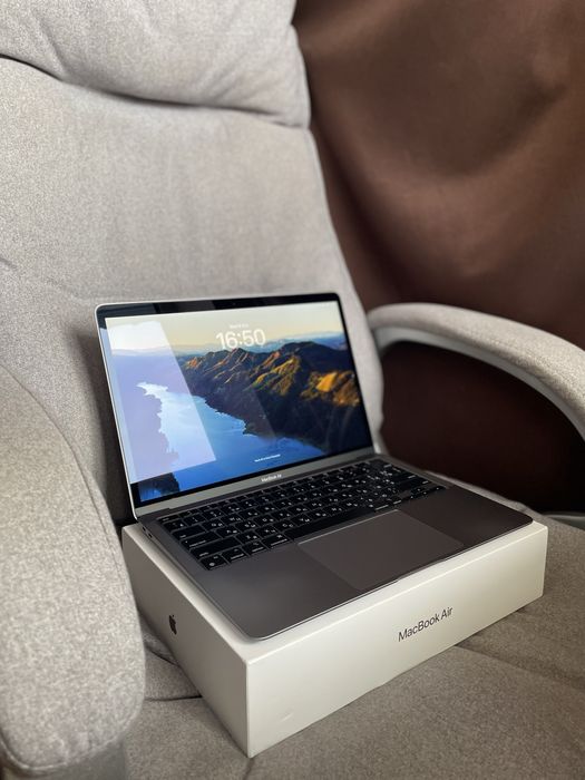 Macbook air M1 2020 (256gb)