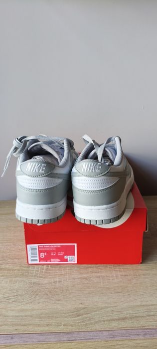 Sapatilhas Nike Dunk Low Retro Cinza e branco