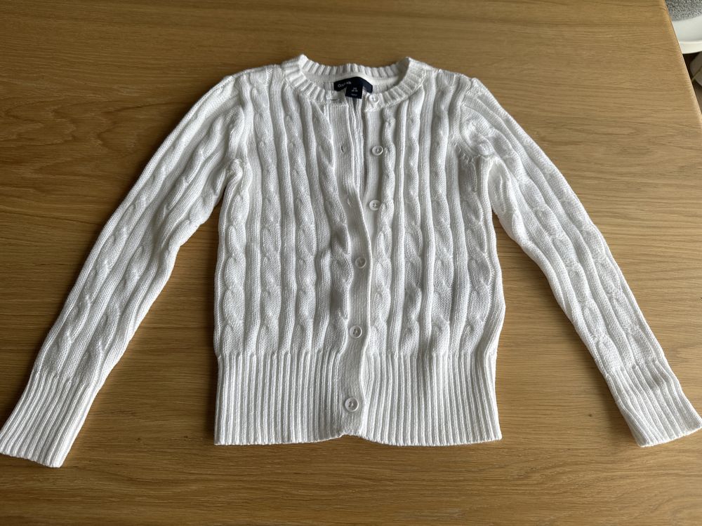 Sweterek GAP r104-110