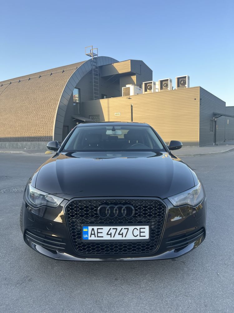 Официал Audi A6C7