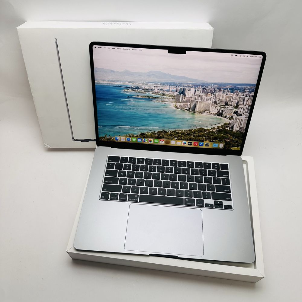 Як новий! MacBook Air 15" 2024 M3 Space Gray 24GB 512GB SSD