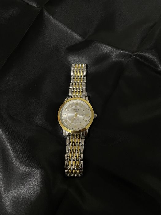 Годинник DEBLVE