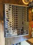 Mikser Behringer Xenyx X2222USB 22 - kanałowy