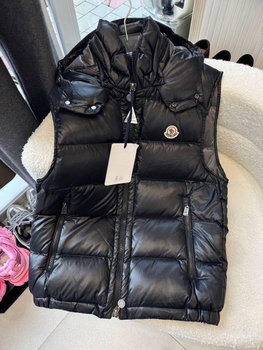 Жилетка жіноча Moncler чорна, 2різні моделі