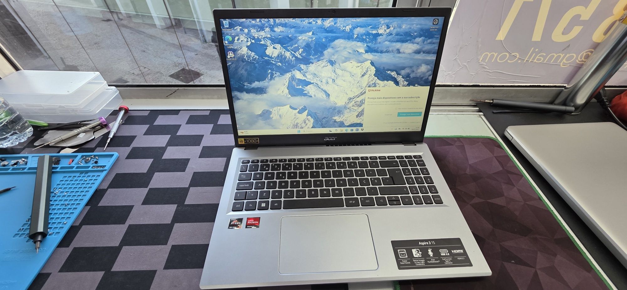 Acer Aspire 3 A315-24P-R39E AMD Ryzen 5 7520U/8GB/512GB SSD/15.6"