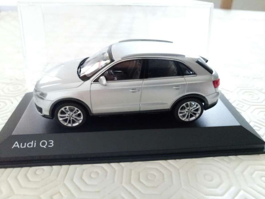 Miniatura Audi Q3