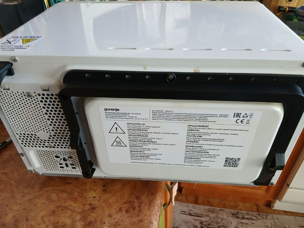 Микроволновка Gorenje.Рабочая