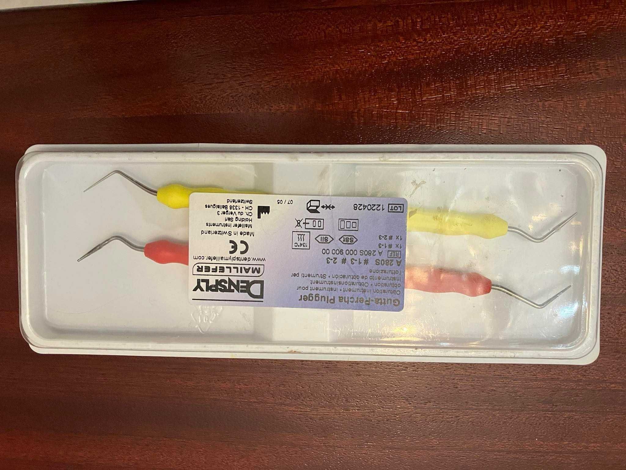 Kit Material dentário para a realização do curso de Medicina Dentária