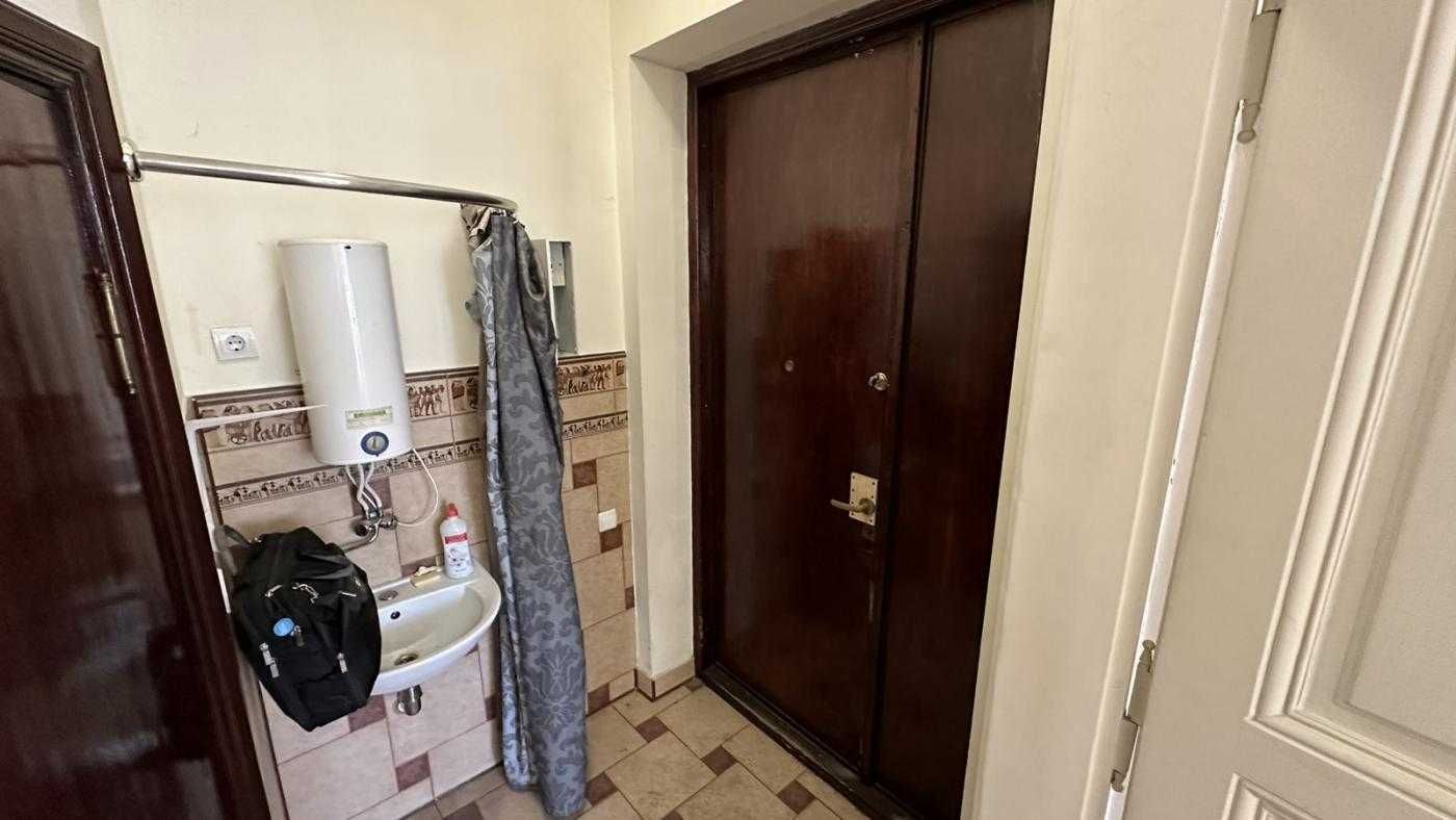 Продаж  квартири під комерційне приміщення вул. І. Франка, Львів