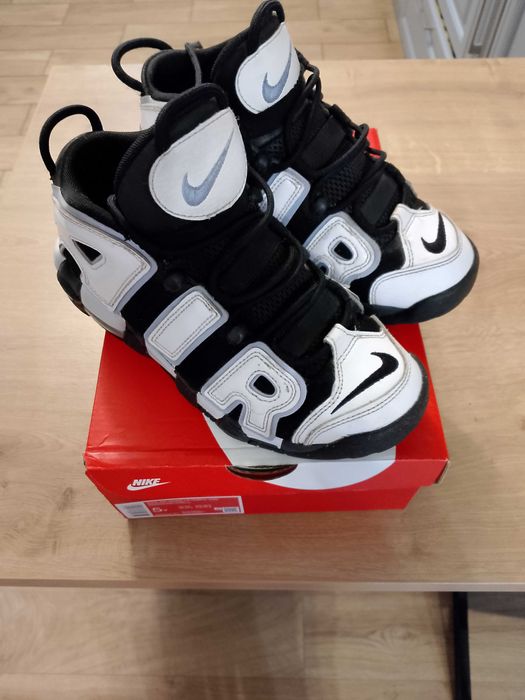 Buty Nike Sportswear
AIR MORE UPTEMPO UNISEX 37,5