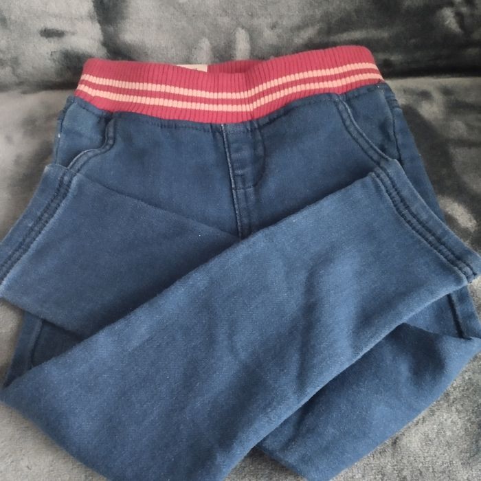 Jeansy/ jegginsy spodnie na gumie dla dziewczynki rozm 104 lupilu