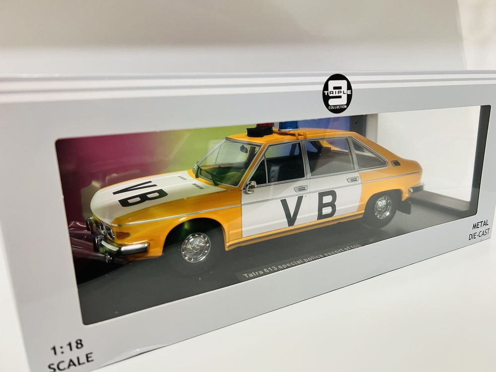 Tatra 613 VB Policja Czechosłowacka Triple9 1/18