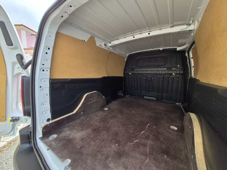 Peugeot Partner LONGA - 60.000KM - 3 LUG | GARANTIA